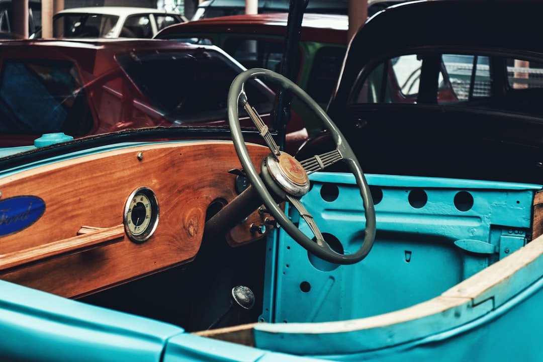 création de contenu clubs automobiles vintage — guide complet