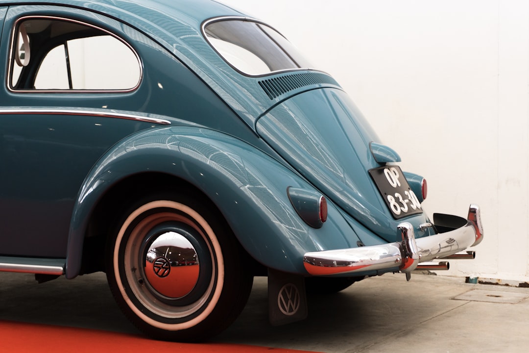 Les origines de la Coccinelle : quand l'automobile populaire révolutionne les années 1930